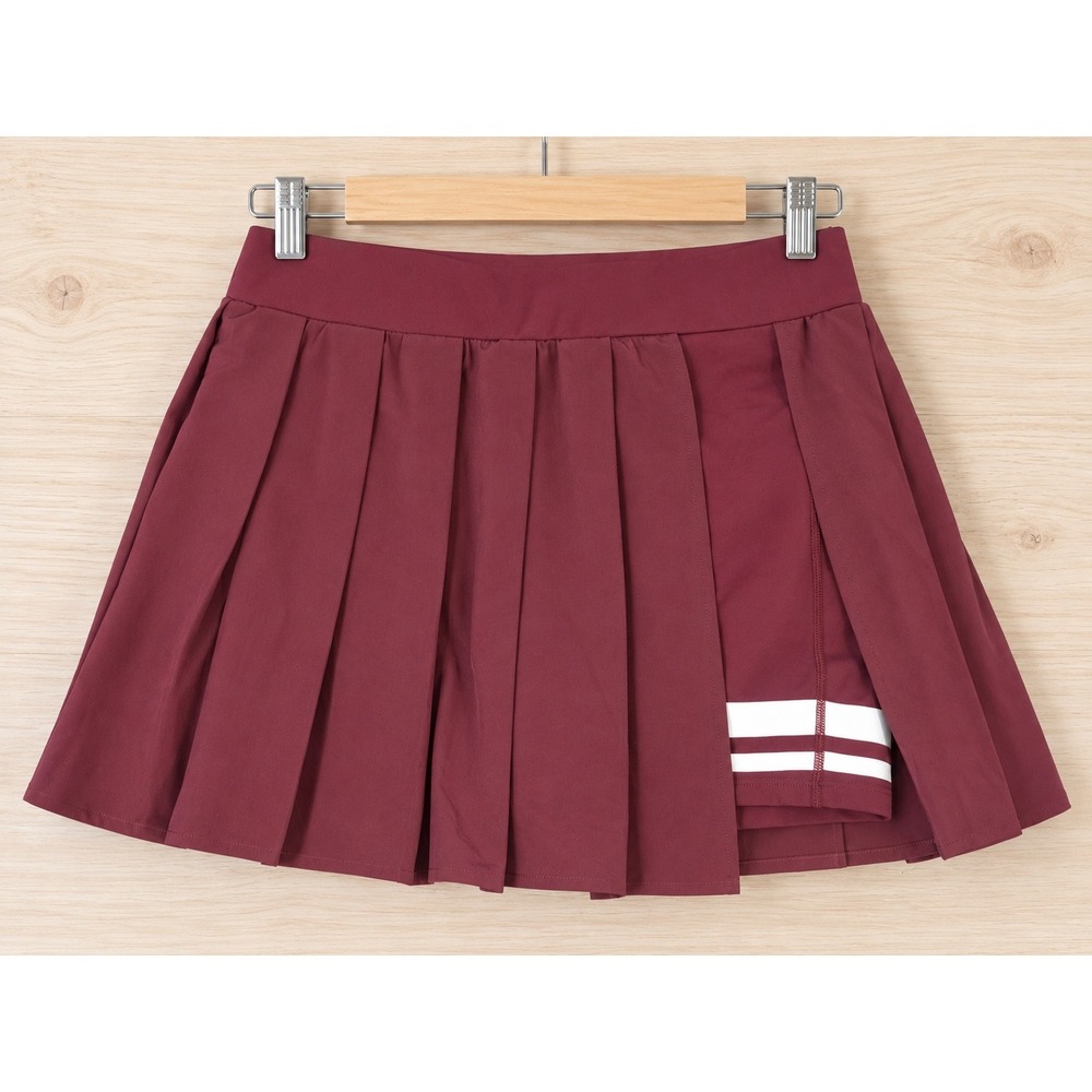 Halara Burgundy Pleated Tennis Skirt 2-in-1 Skort with Shorts Wine Red Size M